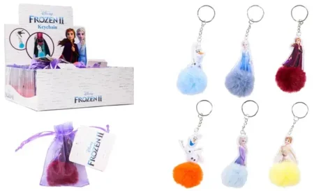 girl DISNEY FROZEN Брелок с помпоном в мешочке (6 видов)