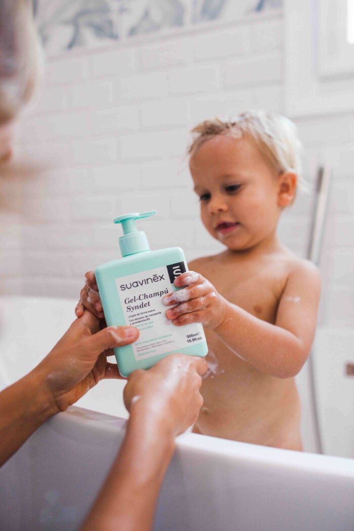 Гель-шампунь для малюків SYNDET, 300 мл, Suavinex (8426420078597) - Зображення 2