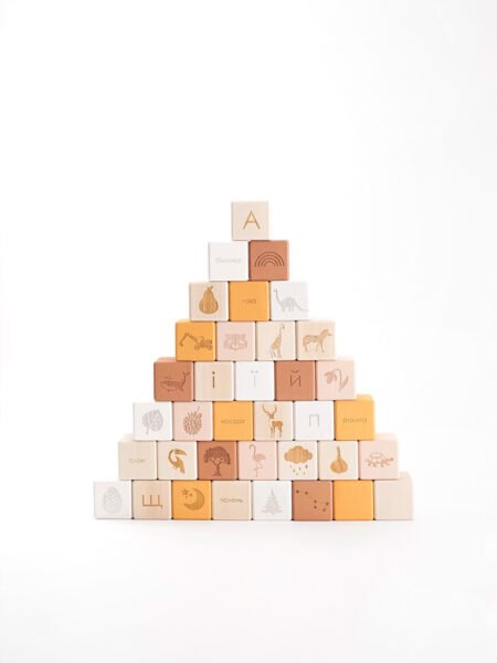 КУБИКИ УКРАЇНСЬКИЙ АЛФАВІТ / РОЖЕВО-ГІРЧИЧНИЙ