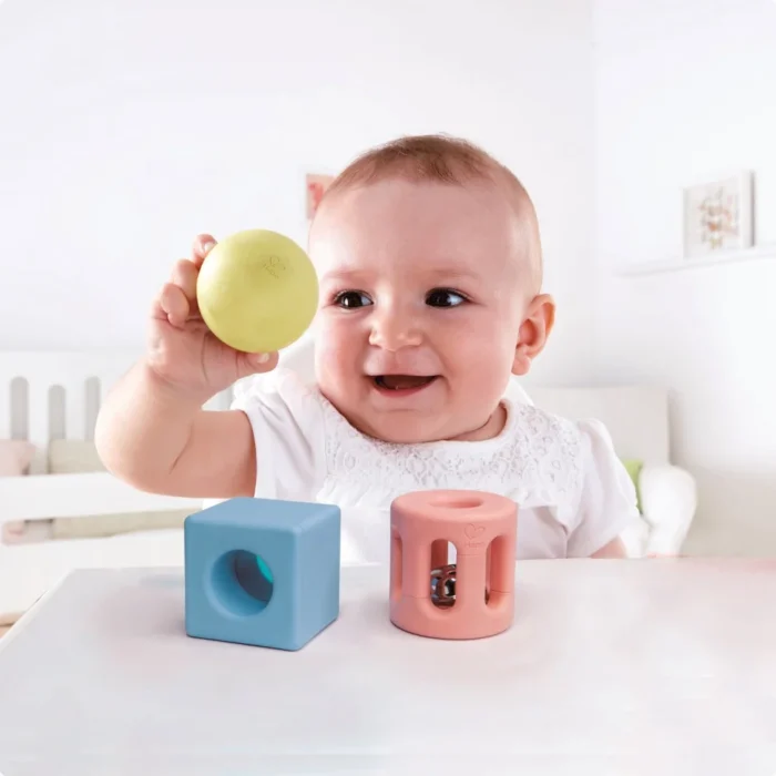 Набір брязкалець Hape Геометричні фігури 3 в 1 (E0454) - Зображення 4