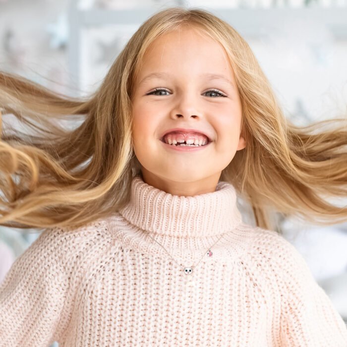 Кольє Котик з рибкою із білою та рожевою емаллю - Зображення 3