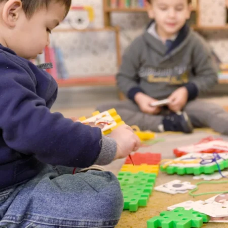 Игровой набор - ВЕСЕЛАЯ ШНУРОВКА (пазлы, мягкие доски, нитки) - Зображення 8