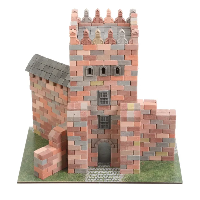 Іграшка-конструктор з міні-цеглинок *В'їзна вежа Луцького замку*, артикул 71252 - Зображення 1