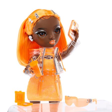 Кукла RAINBOW HIGH S23 – МИШЕЛЬ СТ. ЧАРЛЬЗ (с аксессуарами) - Зображення 4