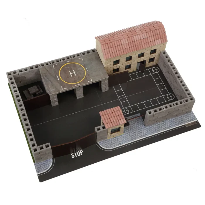 Іграшка-конструктор з міні-цеглинок *Військова база*, артикул 70828 - Зображення 4