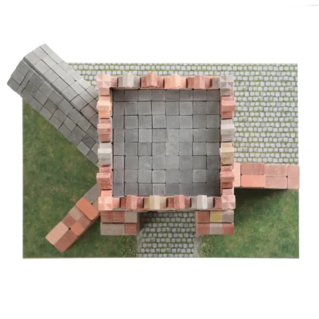 Іграшка-конструктор з міні-цеглинок *В'їзна вежа Луцького замку*, артикул 71252 - Зображення 10