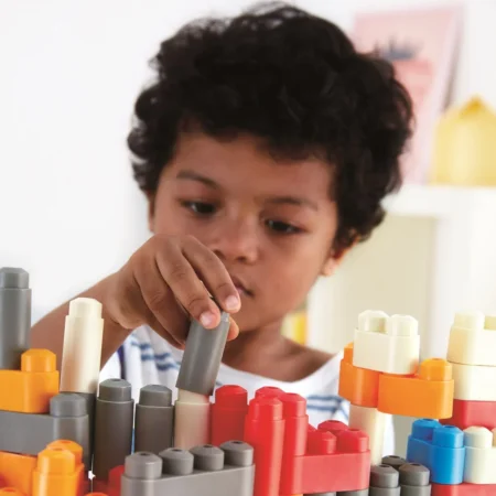 Конструктор Hape PolyM Міський аеропорт 142 ел. - Зображення 9