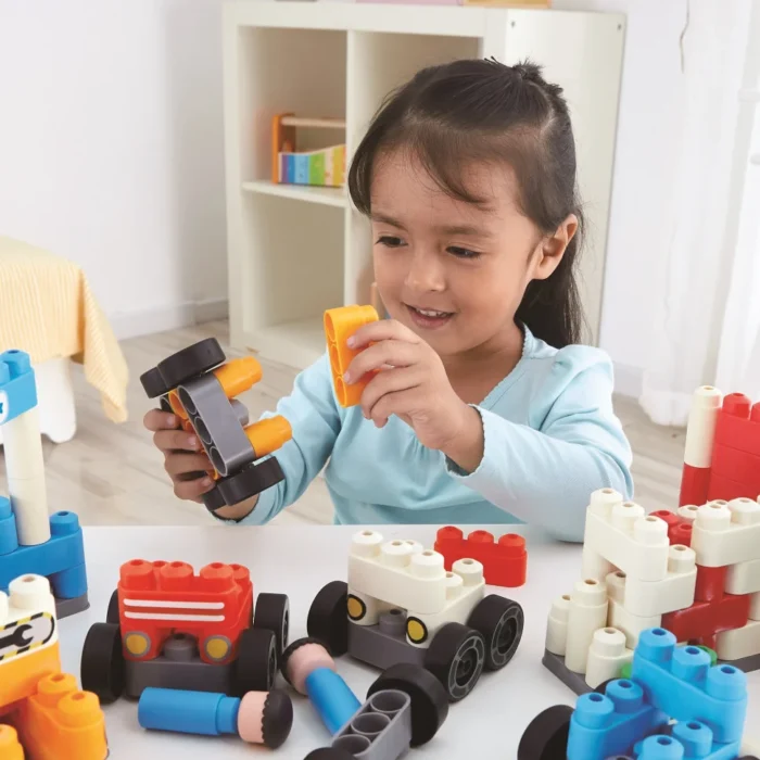 Конструктор Hape PolyM Міська техніка 130 ел. - Зображення 7