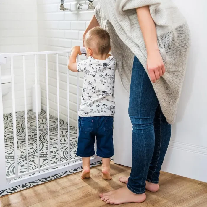 Безпечний дім:  Універсальна захисна огорожа  (Білий)   BabyOno - Зображення 3