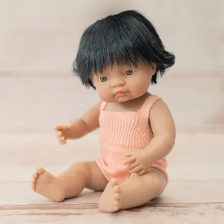 Кукла Miniland испанка в одежде (подарочн. коробка) 38 см - Зображення 4