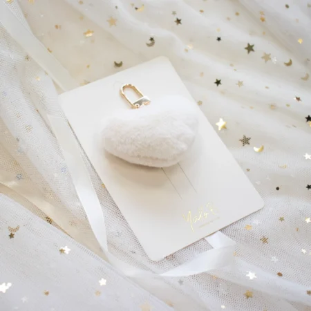 Брелок з помпоном Yuko.B - Beige - Зображення 2