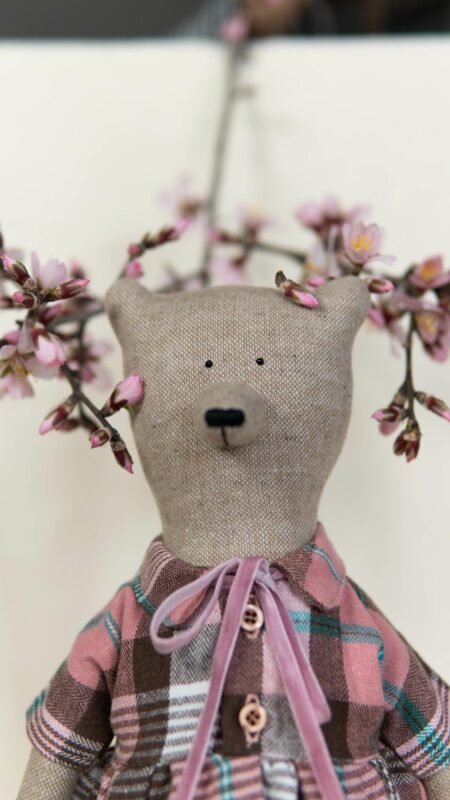 Іграшка ручної роботи Philomena Kloss - Ведмедиця Емілі вел. - Зображення 2