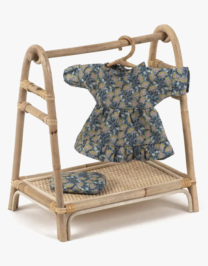 Collection-Minikane-poupee-gordis-porte-vetements-et-ses-3-cintres-motif-cassandra Вішалка для одягу Jakarta та 3 вішалки - Зображення 1