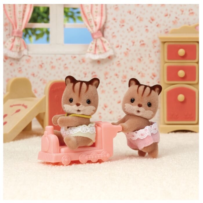 Ігровий набір  Білченята-двійнята на машинці - Зображення 2