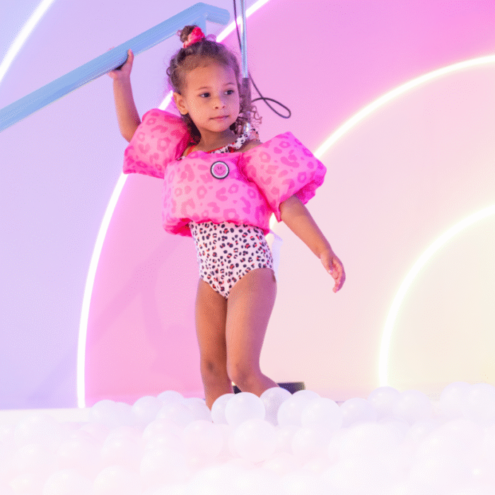 Надуваний жилет з нарукавниками 2-6 роки  Неоновий леопард - Зображення 3