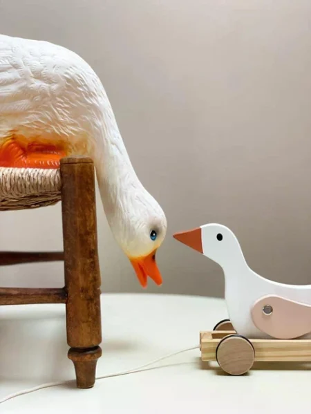 Світильник Качка дивиться вниз