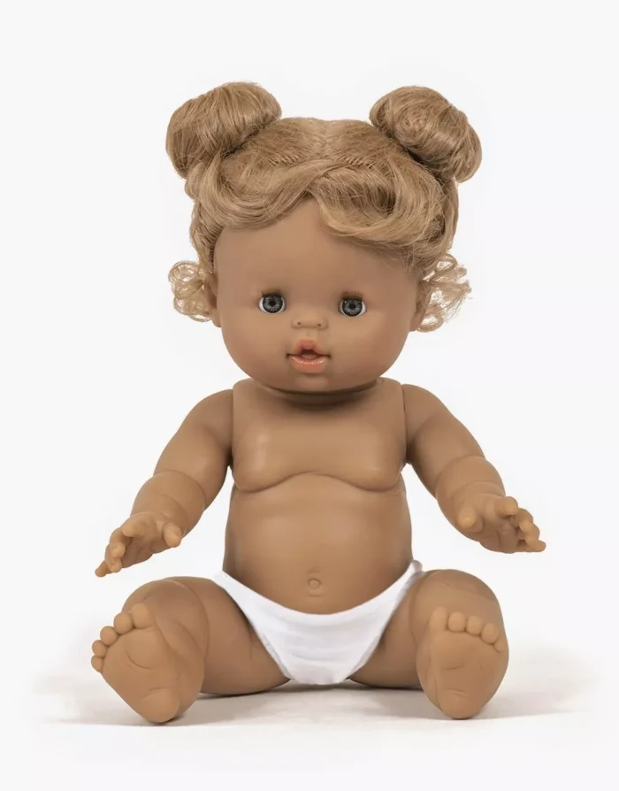 Лялька Gordis 'Louise, 34 см (вініл) - Minikane - Зображення 1