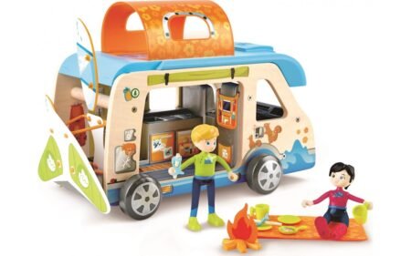 Машинка дерев'яна Hape Фургон для пригод (E3407)